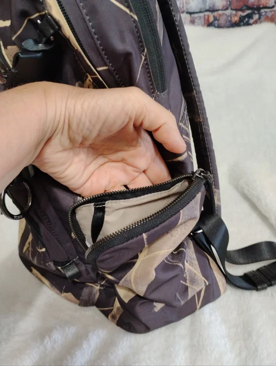 TUMI Voyageur Carson Backpack Nylon Leather ~Lines Print~ EUC - Picture 7 of 15